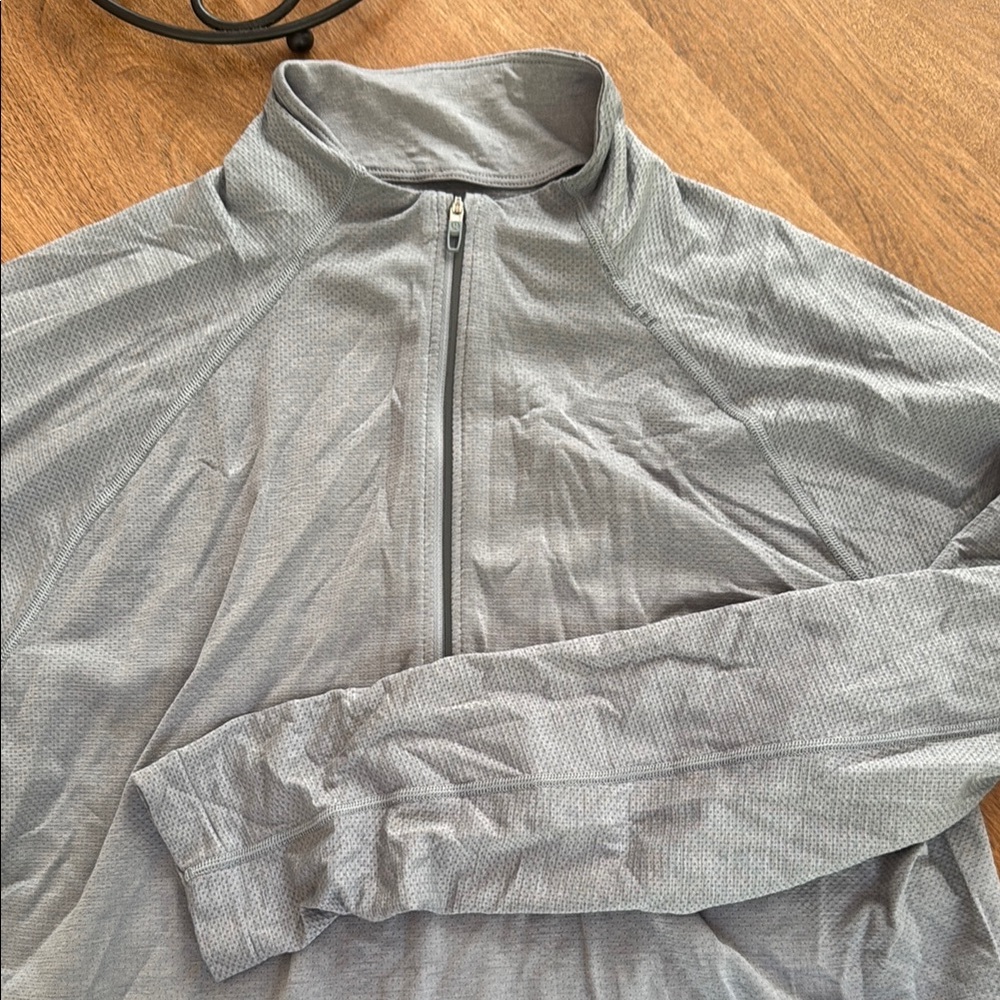 lululemon athletica Gray Long Sleeve Tee